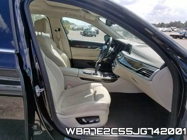 WBA7E2C55JG742001_5.webp