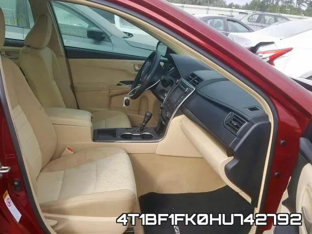 4T1BF1FK0HU742792_5.webp