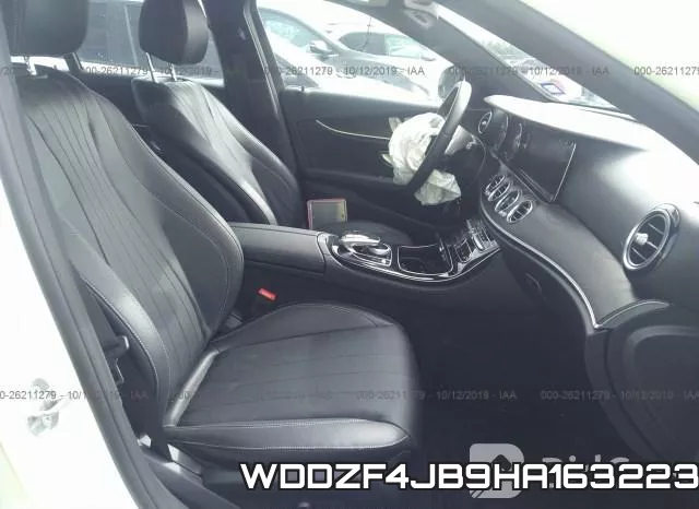 WDDZF4JB9HA163223_5.webp