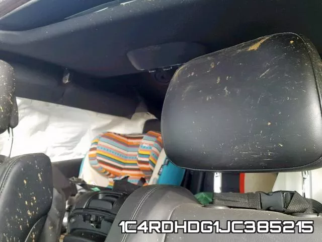 1C4RDHDG1JC385215_6.webp