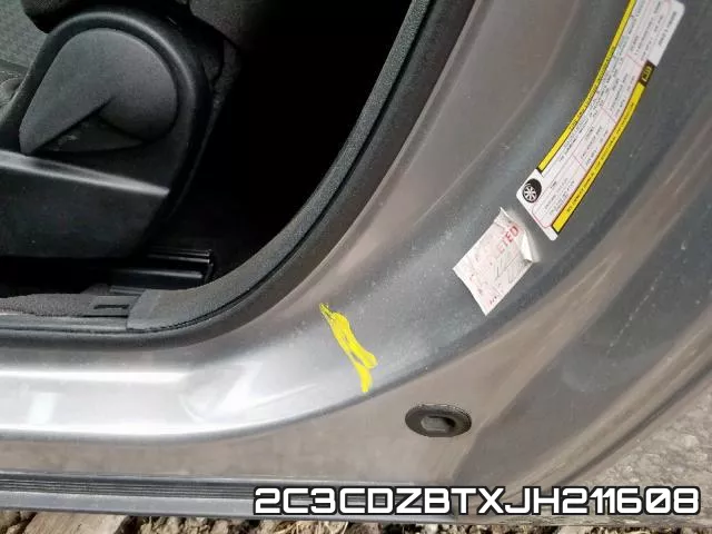 2C3CDZBTXJH211608_9.webp