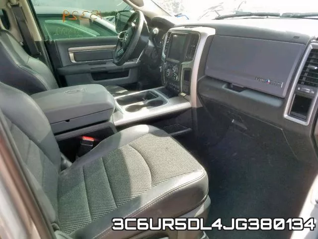 3C6UR5DL4JG380134_5.webp