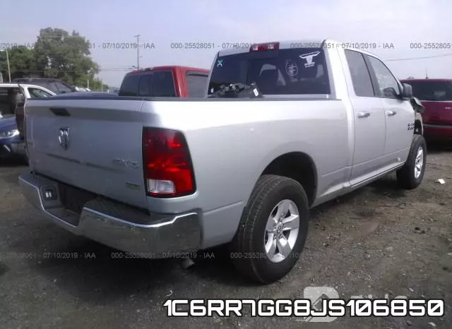 1C6RR7GG8JS106850_4.webp