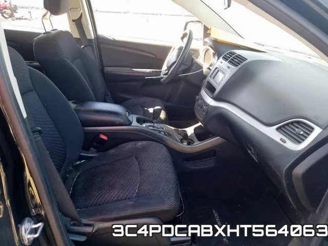 3C4PDCABXHT564063_5.webp