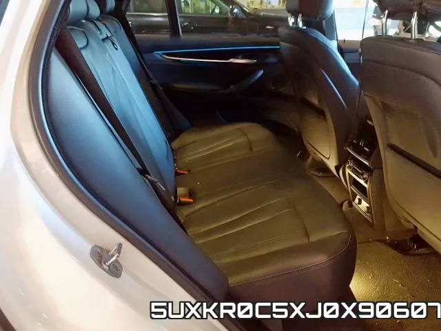 5UXKR0C5XJ0X90607
