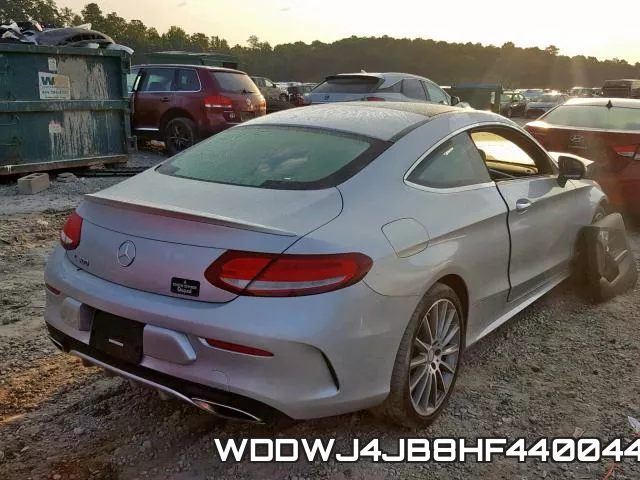 WDDWJ4JB8HF440044_4.webp