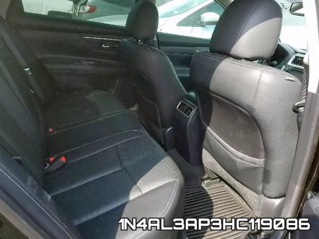 1N4AL3AP3HC119086_6.webp