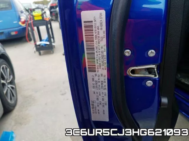 3C6UR5CJ3HG621093_10.webp