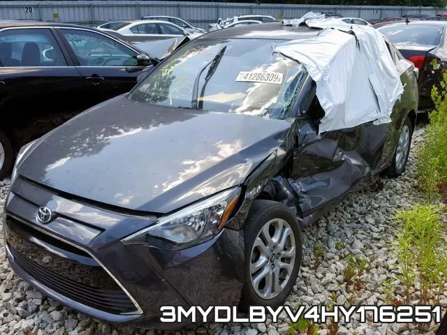 3MYDLBYV4HY176251_2.webp
