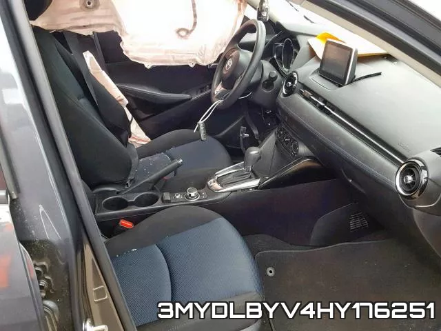 3MYDLBYV4HY176251_5.webp