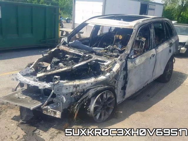 5UXKR0C3XH0V69517