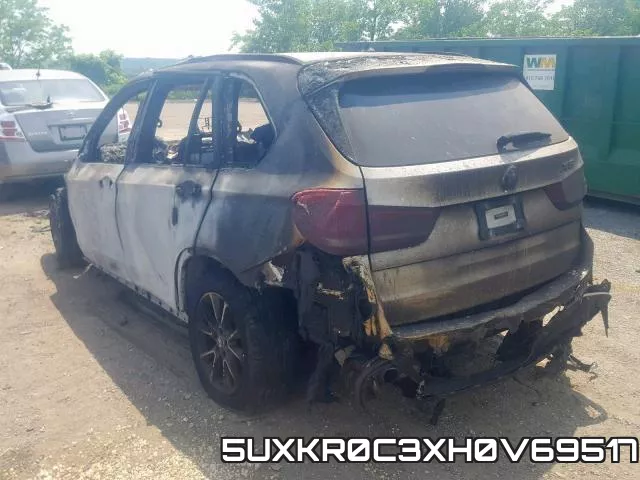 5UXKR0C3XH0V69517_3.webp