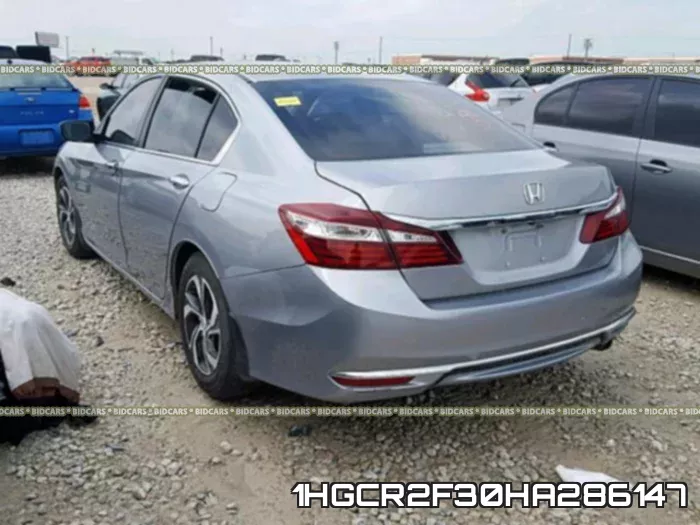 1HGCR2F30HA286147_3.webp