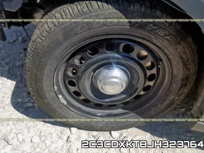 2C3CDXKT8JH323764_9.webp