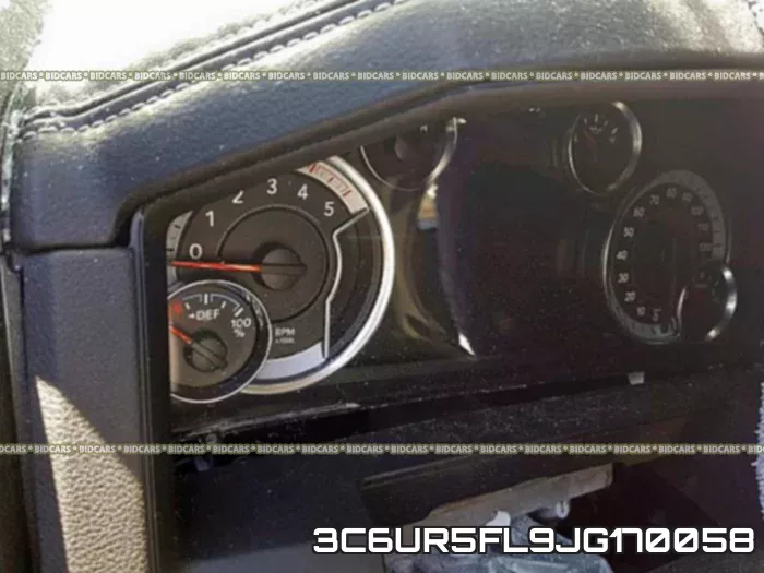 3C6UR5FL9JG170058_8.webp