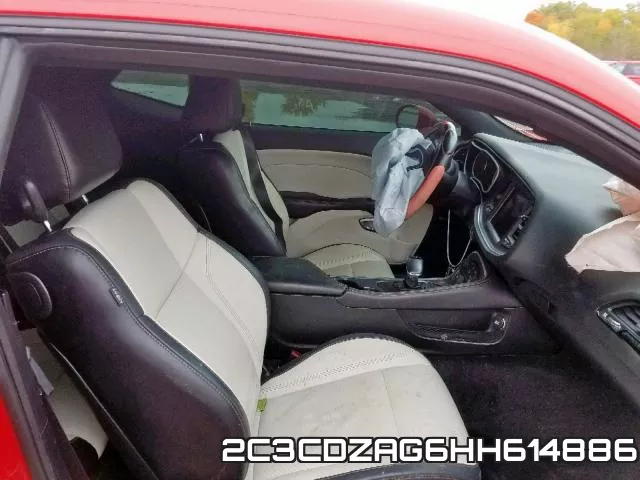 2C3CDZAG6HH614886_5.webp