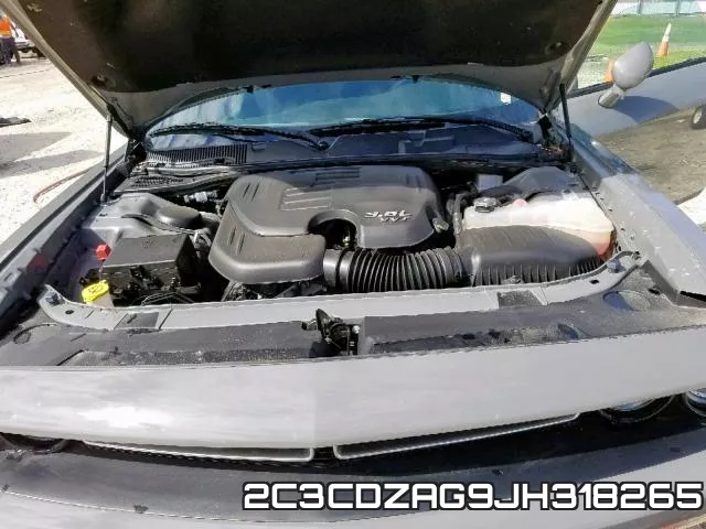 2C3CDZAG9JH318265_7.webp