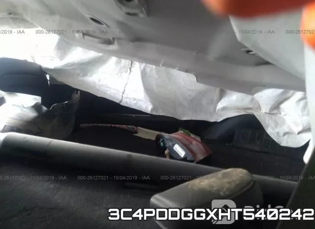 3C4PDDGGXHT540242_8.webp