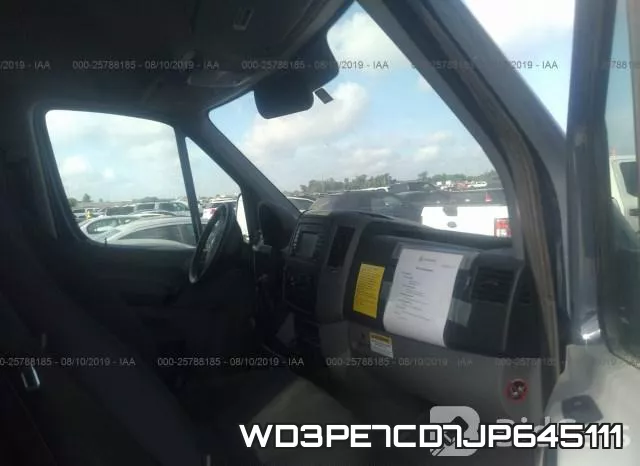 WD3PE7CD7JP645111_5.webp