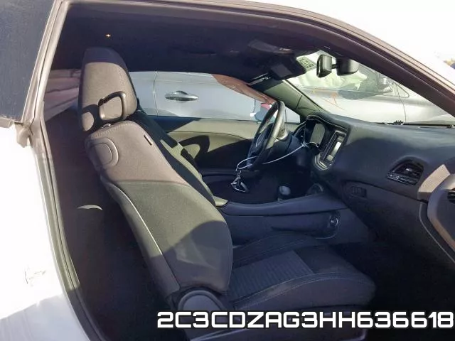 2C3CDZAG3HH636618_5.webp