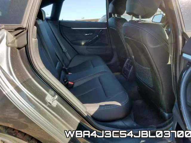 WBA4J3C54JBL03700_6.webp