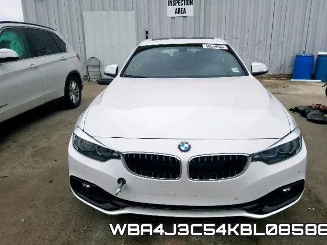 WBA4J3C54KBL08588_9.webp