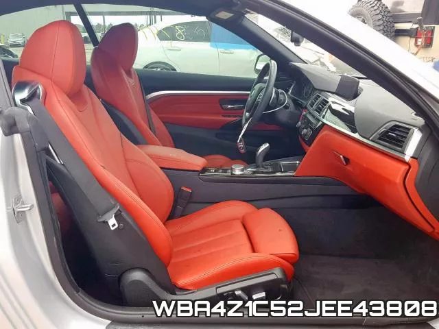 WBA4Z1C52JEE43808_5.webp