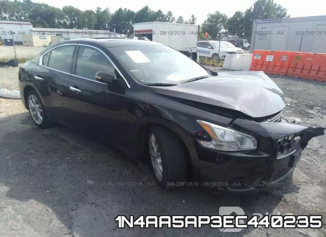 1N4AA5AP3EC440235
