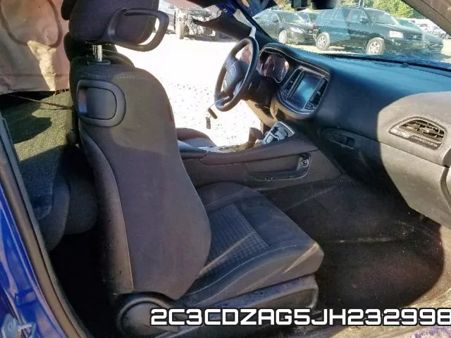 2C3CDZAG5JH232998_5.webp