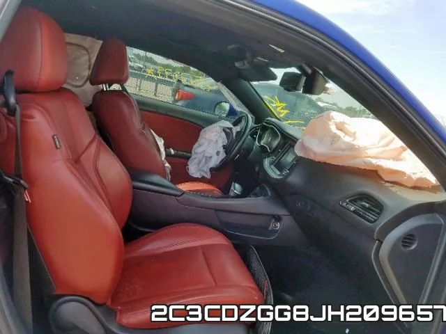 2C3CDZGG8JH209657_5.webp