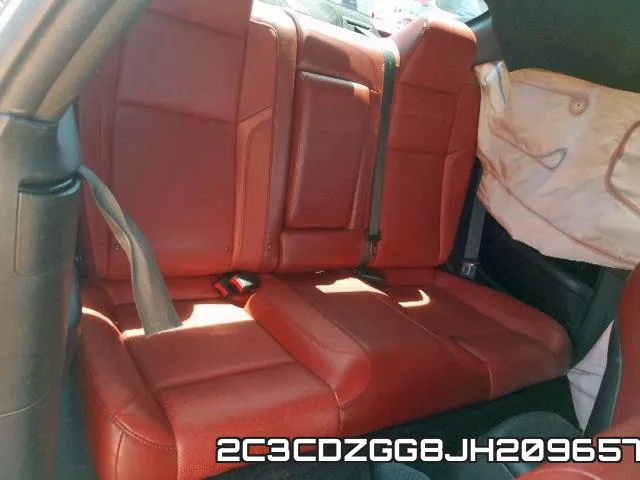 2C3CDZGG8JH209657_6.webp