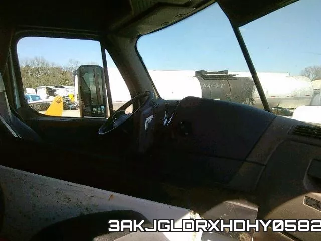 3AKJGLDRXHDHY0582_5.webp
