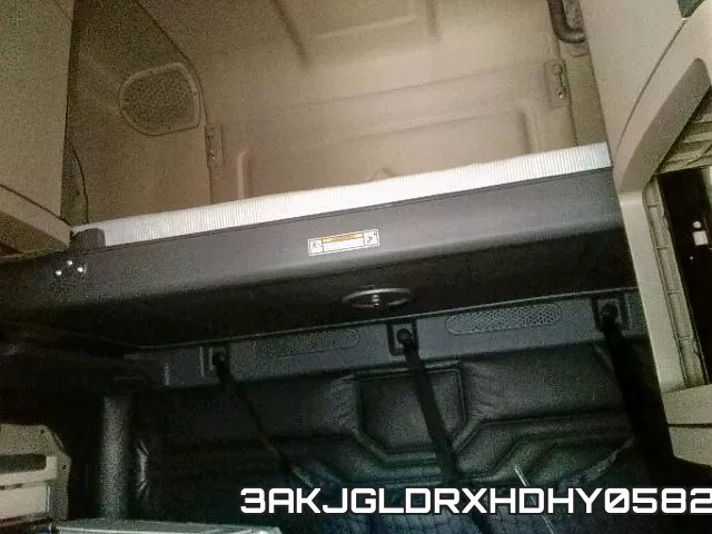 3AKJGLDRXHDHY0582_6.webp