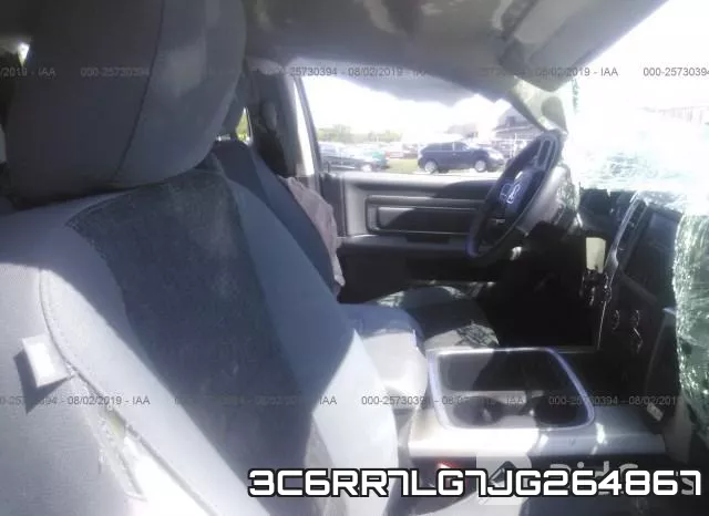 3C6RR7LG7JG264867_5.webp