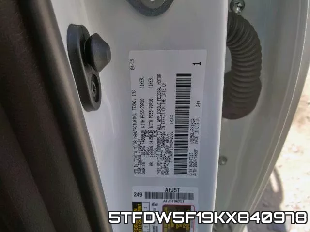 5TFDW5F19KX840978_10.webp