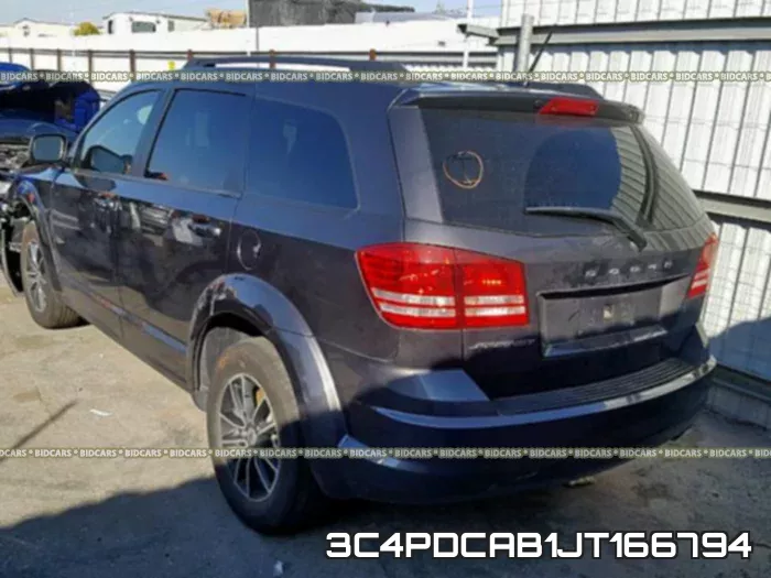 3C4PDCAB1JT166794_3.webp