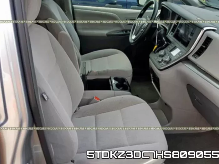 5TDKZ3DC7HS809055_5.webp