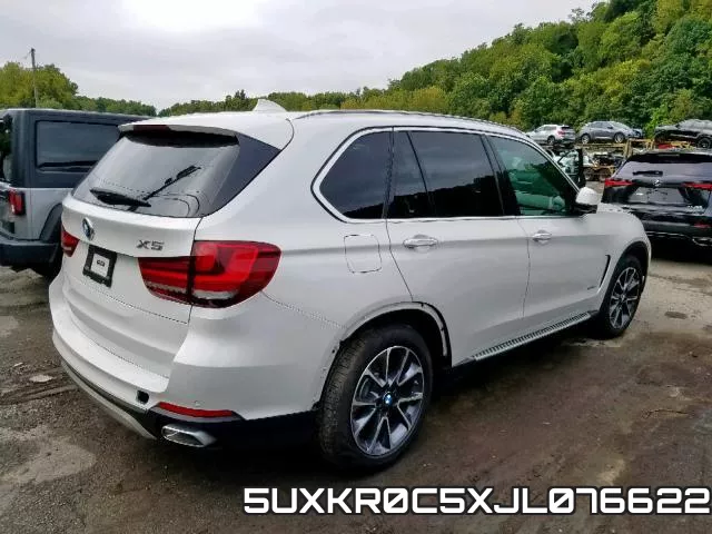 5UXKR0C5XJL076622_4.webp