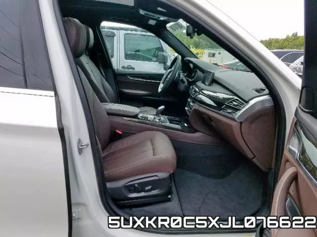 5UXKR0C5XJL076622_5.webp