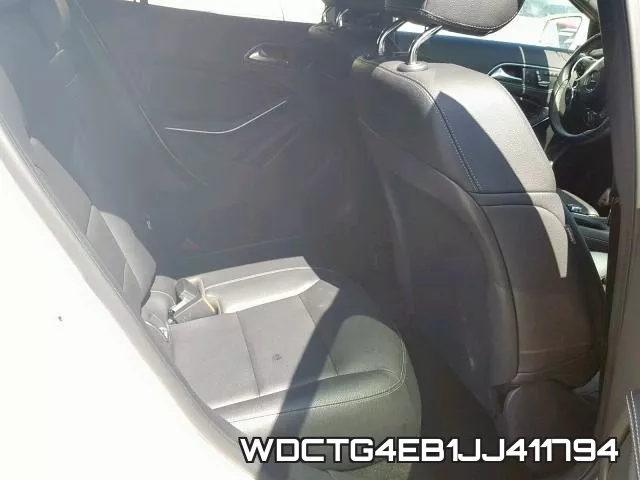 WDCTG4EB1JJ411794_6.webp