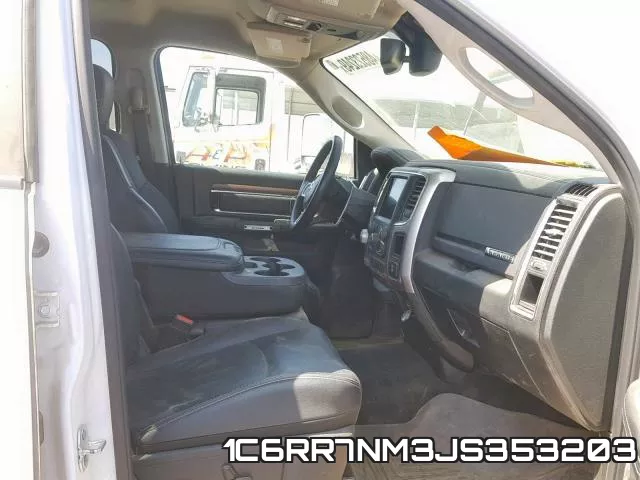 1C6RR7NM3JS353203_5.webp