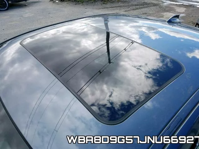 WBA8D9G57JNU66927_10.webp