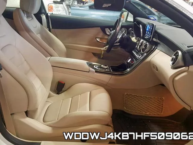 WDDWJ4KB7HF509062_5.webp
