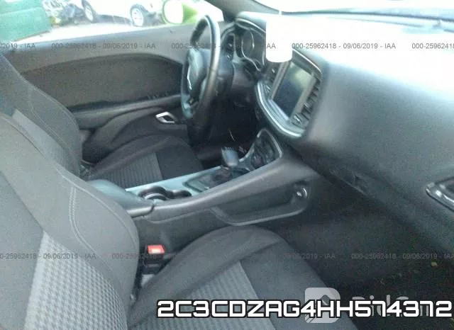 2C3CDZAG4HH574372_5.webp