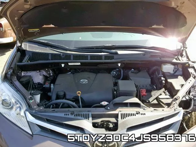 5TDYZ3DC4JS958376_7.webp