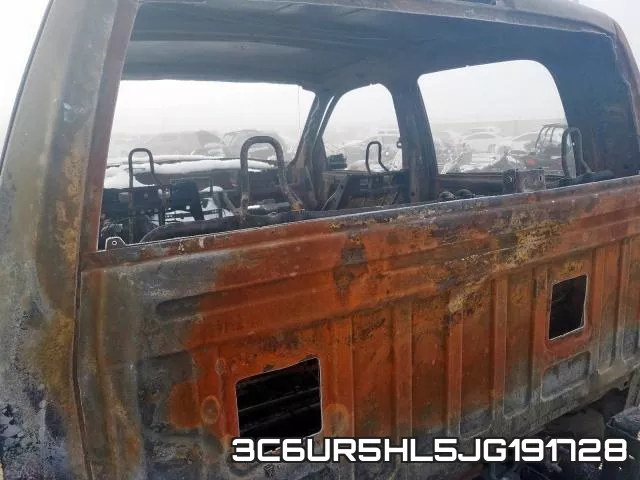 3C6UR5HL5JG191728_10.webp