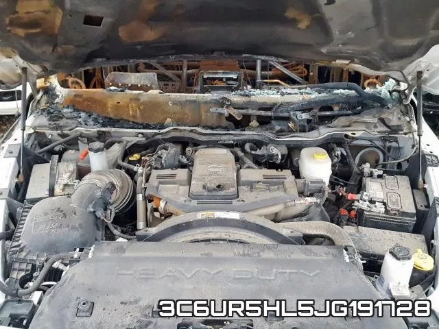 3C6UR5HL5JG191728_7.webp