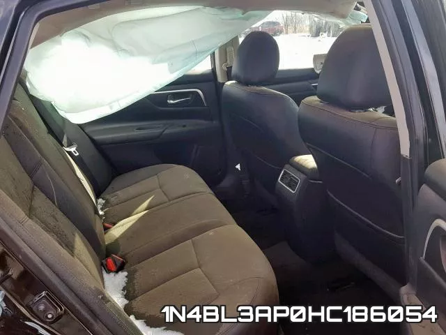 1N4BL3AP0HC186054_6.webp