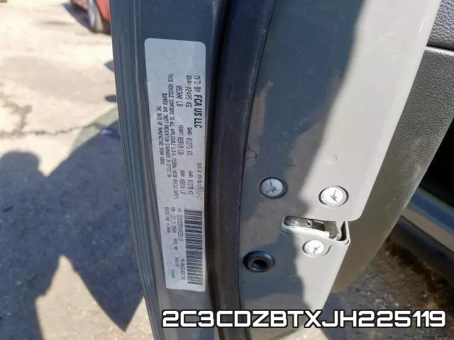 2C3CDZBTXJH225119_10.webp