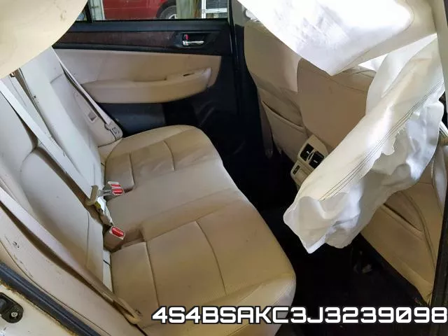4S4BSAKC3J3239098